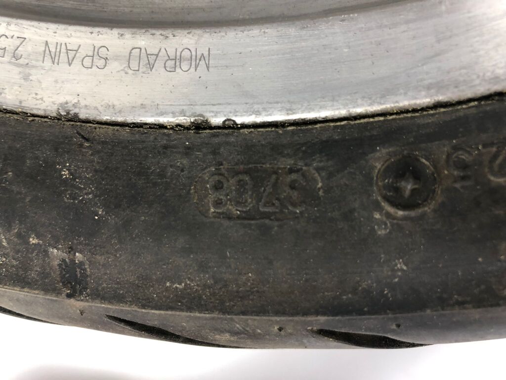 vordere Speichenfelge mit Reifen, Derbi/Aprilia/Gilera, 100/80-17, 12mm Achsdurchmesser