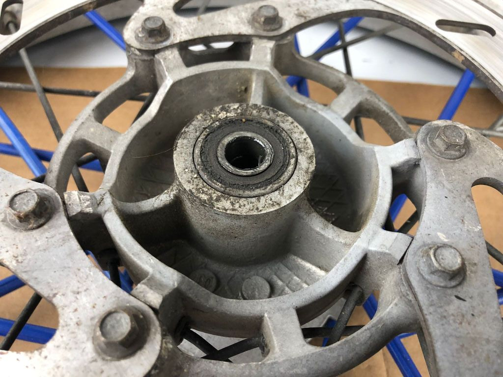 vordere Speichenfelge mit Reifen, Derbi/Aprilia/Gilera, 100/80-17, 12mm Achsdurchmesser