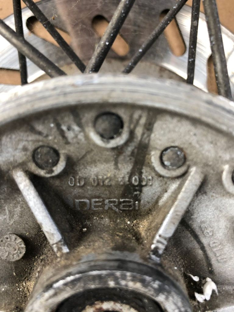 vordere Speichenfelge mit Reifen, Derbi, 110/70-17, 12mm Achsdurchmesser