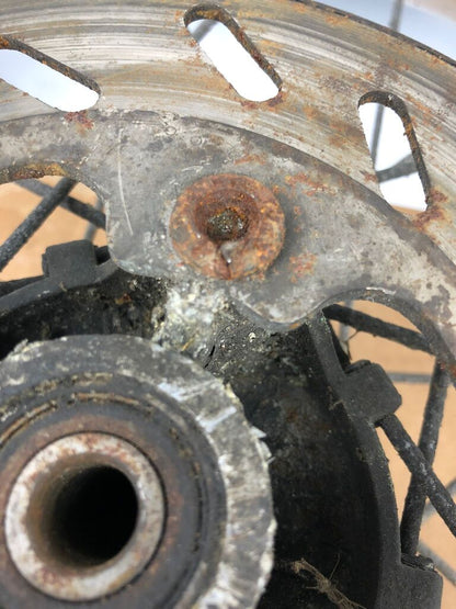 hintere Speichenfelge mit Stollenreifen, Rieju/Derbi, 3.50-18, 12mm Achsdurchmesser