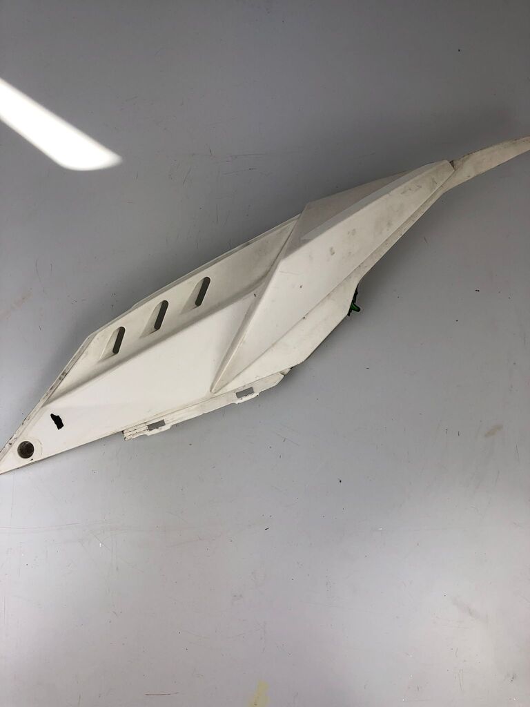 Heckverkleidung links Aprilia