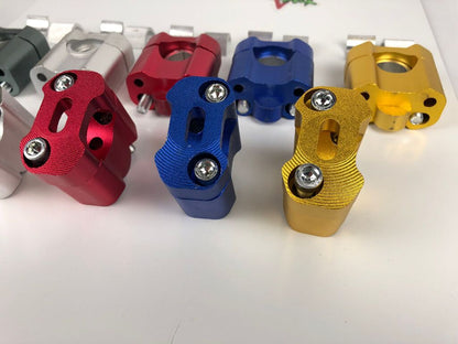 Lenkerklemme / Lenkeraufnahme für 22mm und 28mm Lenker,  NEU