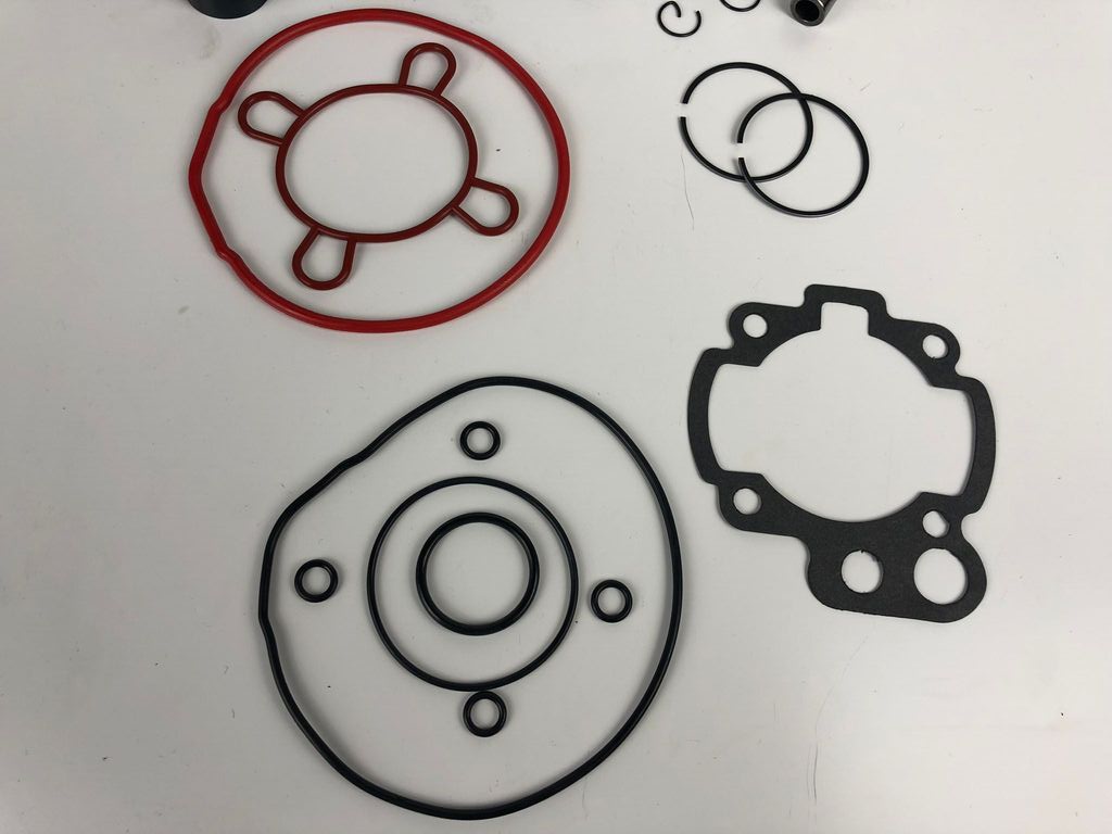 Zylinderkit 50ccm 25/28mm V2 für Minarelli AM6, Naraku, NEU