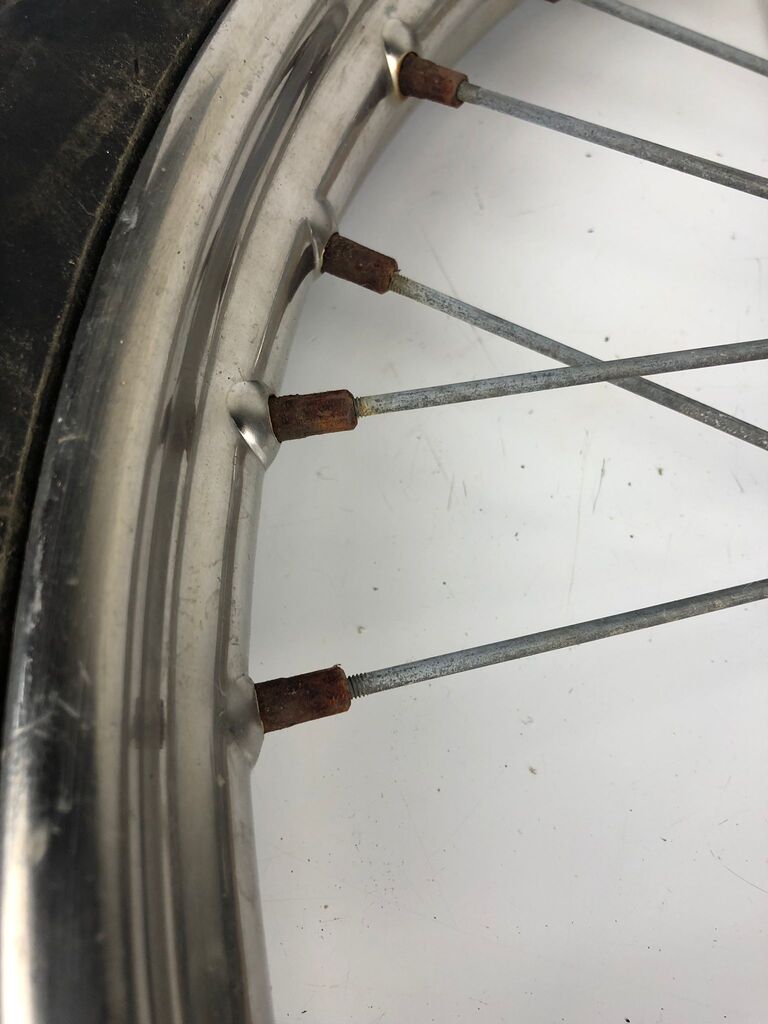 vordere Speichenfelge mit Stollenreifen, Derbi/Aprilia/Gilera, 80/90-21, 12mm Achsdurchmesser