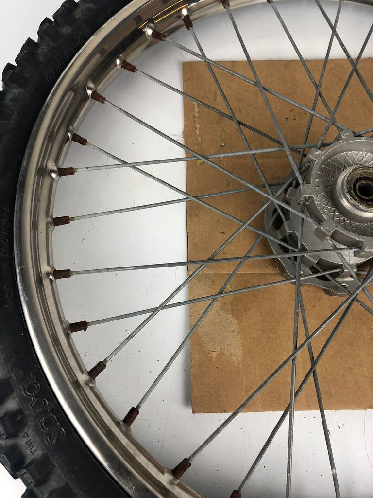 vordere Speichenfelge mit Stollenreifen, Derbi/Aprilia/Gilera, 80/90-21, 12mm Achsdurchmesser