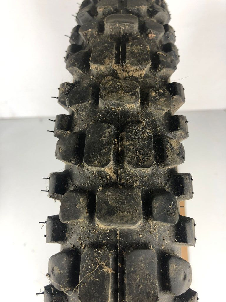 vordere Speichenfelge mit Stollenreifen, Derbi/Aprilia/Gilera, 80/90-21, 12mm Achsdurchmesser