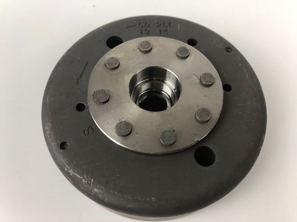 Lichtmaschine Rotor für Minarelli AM6, NEU